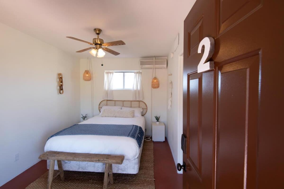 Renovated Lodge - Room 2 With Pool Access โจชัวทรี ภายนอก รูปภาพ